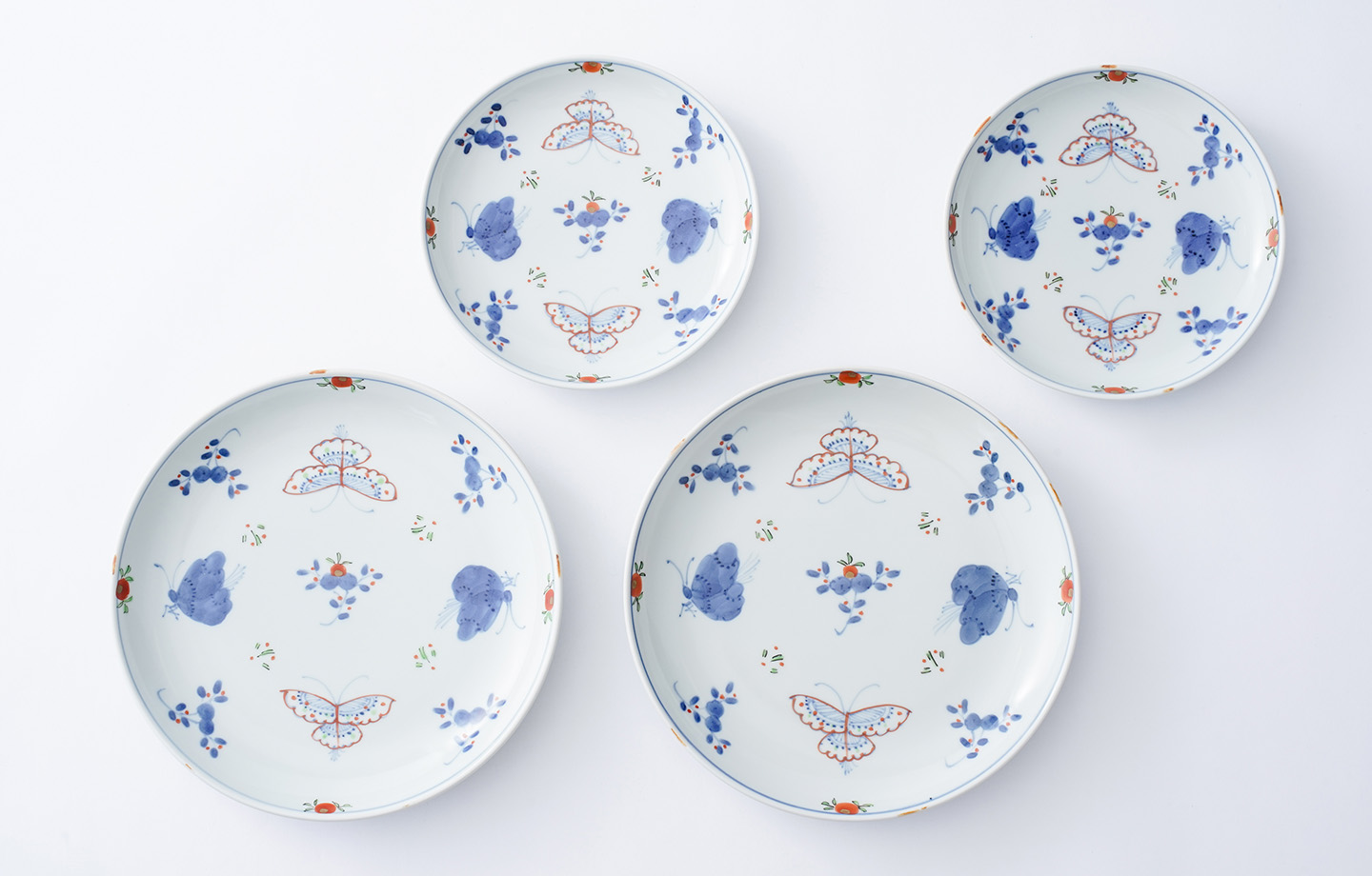 ◼︎完売品◼︎美品◼︎有田焼 福珠窯 天啓花蝶 丸皿15㎝ 2枚