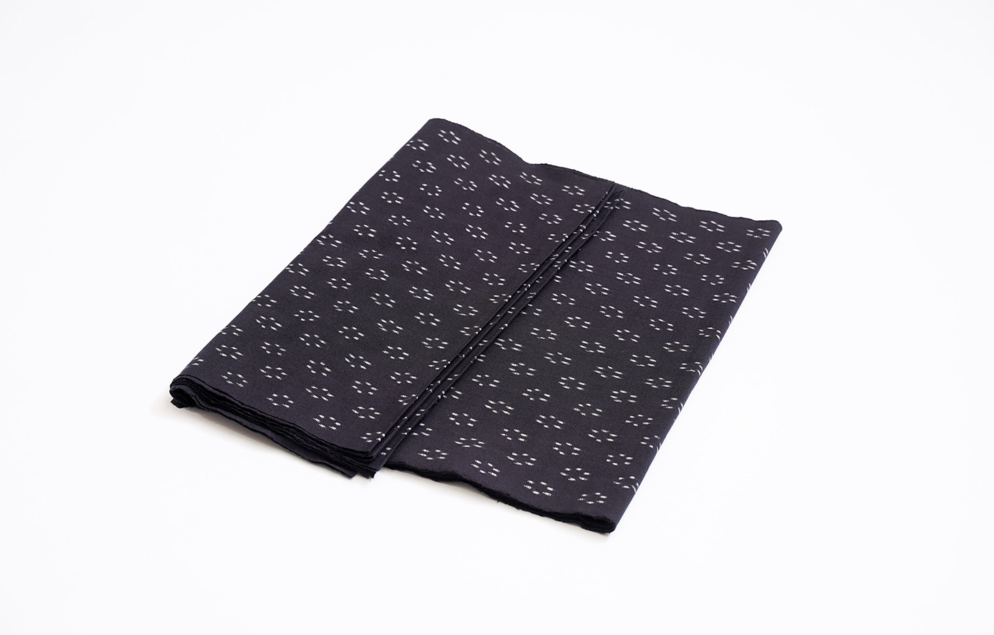 切売】久留米絣 黒/円あられ | 野村雅範絣工場｜エンニチ