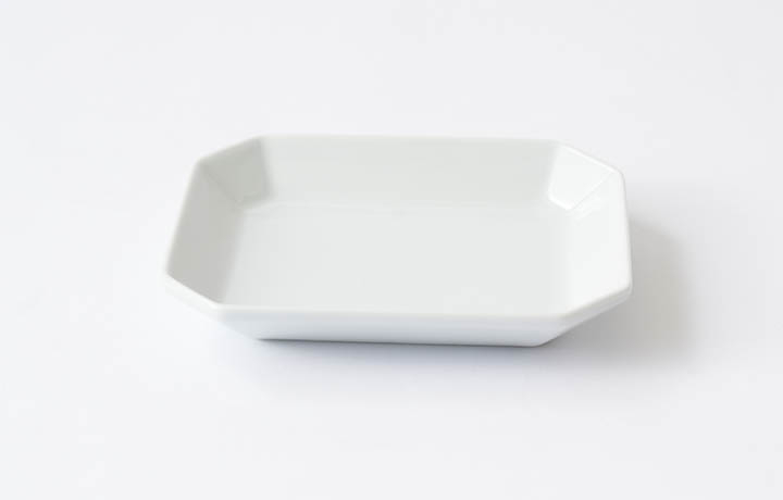20%オフ】波佐見焼 和山窯 八角シリーズMプレート Ι 和山 | エンニチ 20%オフ】波佐見焼 和山窯 八角シリーズMプレート Ι 和山 | エンニチ